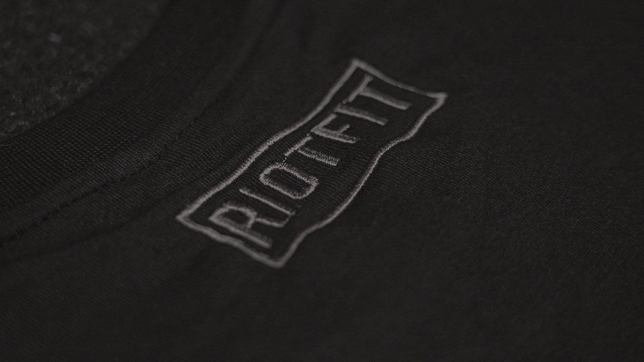 Heavy Threads Muscle Tee